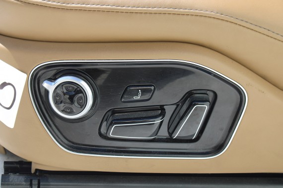 AUDI A8 4H D4 LONG FOTELE KOMPLET FOTELI siedzeń siedzenia tapicerka 4H0 kolor brązowy skóra masaże wentylowane DESIGN SELECTION