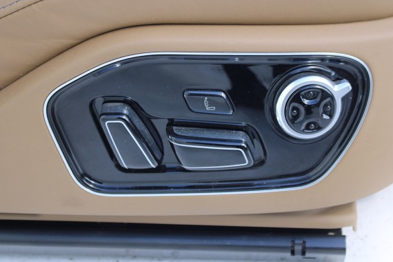AUDI A8 4H D4 LONG FOTELE KOMPLET FOTELI siedzeń siedzenia tapicerka 4H0 kolor brązowy skóra masaże wentylowane DESIGN SELECTION