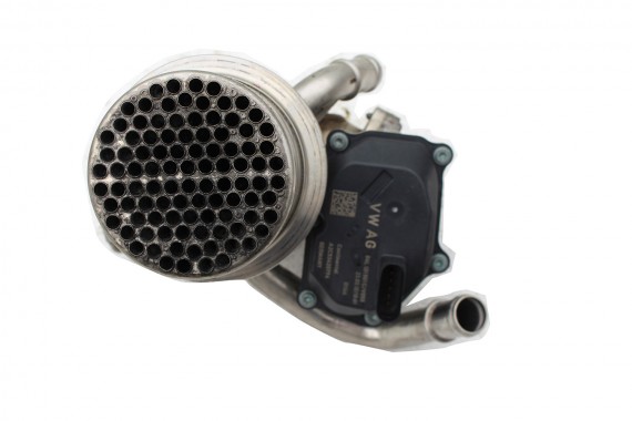 VW AUDI SKODA PRZEPUSTNICA ZAWÓR EGR 04L131501C 04L131501M 04L 131 501 C 04L131501M TDi silnik 04L131501C 04L131501C 04L131501M
