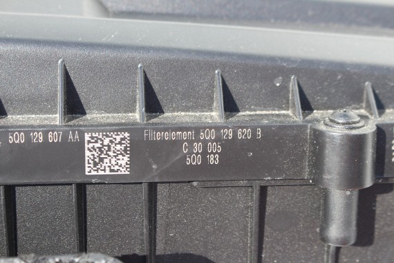 VW AUDI FILTR POWIETRZA OBUDOWA 5Q0129607AA 5Q0129601AC 5Q0129607Q 2.0 TDi diesel 5Q0129601BP 5Q0129601S 5Q0129607AF 5Q0129607J