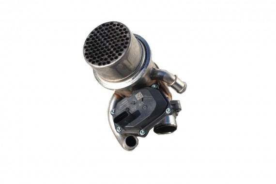 VW AUDI SKODA PRZEPUSTNICA ZAWÓR EGR 04L131501C 04L131501M 04L 131 501 C 04L131501M TDi silnik 04L131501C 04L131501C 04L131501M