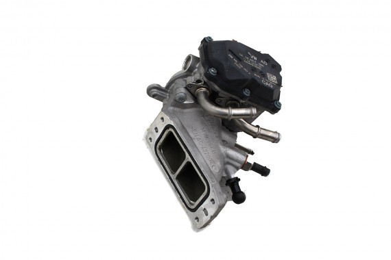 VW AUDI SKODA SEAT KROCIEC 04L128637B 04L128637E PRZYŁĄCZENIOWY nakładka rury ssacej silnik 2.0 TDi diesel 04L 128 637 04L128637