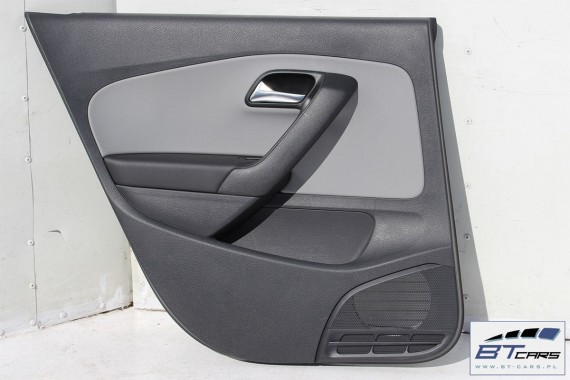 VW POLO FL GT LIFT FOTELE KOMPLET FOTELI siedzeń siedzenia tapicerka 6C 6C4 6C0 5-drzwiowy skóra welur kolor czarno-niebieskie