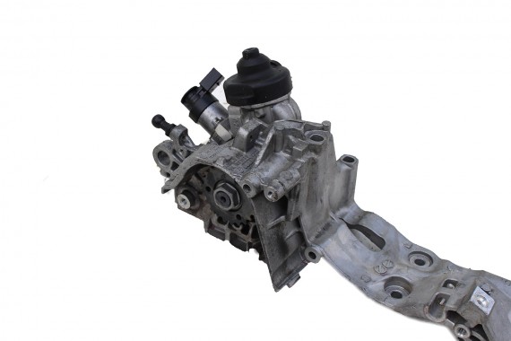 VW AUDI SEAT SKODA ŁAPA SILNIKA WIESZAK 04L903143B 04L903141B 04L 903 143 B 04L 903 141 B silniki diesel 1.6 2.0 TDi 04L903143D