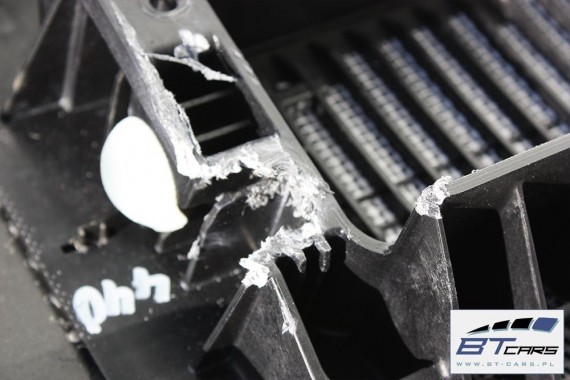 AUDI A8 KONSOLA DESKA ROZDZIELCZA KOKPIT PULPIT 4H 4H1857001 4H1 857 00 D4 szary EF1 stalowoszary 4H1857001 4H1857001 4H1857001