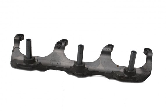 VW AUDI ZACISK MOCUJĄCY 06E133340C 06E133340E MOCOWANIE wspornik uchwyt 06E 133 340 C E 3.0 TFSi 06E133340E 06E133340C 06E133340