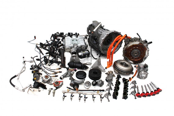 VW AUDI ZACISK MOCUJĄCY 06E133340C 06E133340E MOCOWANIE wspornik uchwyt 06E 133 340 C E 3.0 TFSi 06E133340E 06E133340C 06E133340
