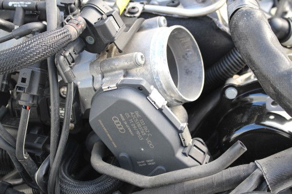AUDI VW PRZEPUSTNICA 06E133062C 06E133062H 06E133062G benzyna 06E 133 062 C 06E133062H 06E133062C 06E133062G 06E133062 06E133062