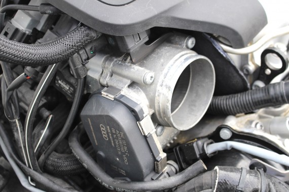 AUDI VW PRZEPUSTNICA...