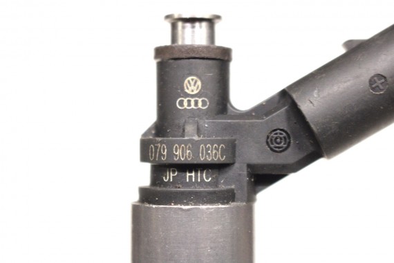 VW AUDI A5 A6 A8 Q7 WTRYSK 079906036C 079906036AA 079 906 036 C 4.2 FSi wtryskiwacze zawór wtryskujący 079906036C 079906036aa