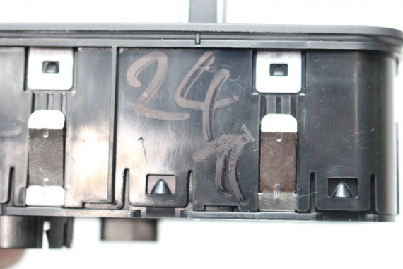 AUDI A3 TT PRZEŁĄCZNIK WŁĄCZNIK ŚWIATEŁ 8V0941531AA wielofunkcyjny 8V0 941 531 AA 8V 8S     8V0 941 531 G / 8V0941531G