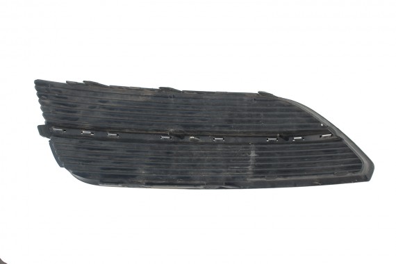 AUDI A3 KRATKA ZDERZAKA PRZÓD 8V3807681 8V3807682 zaślepka KRATKI 8V3 807 681 8V3 807 682 8V L + P 2 sztuki 8V3807681 8V3807682