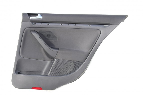 VW JETTA BOCZKI DRZWIOWE BOCZEK TAPICERKA 1K5 welur kolor antracyt 1K4867011 1K4867012 1K5867211 1K5867212 1K5867211 1K5867212