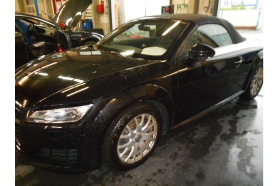 AUDI TT LUSTERKO ZEWNĘTRZNE DRZWI PRAWE 6 PIN 8S Kolor: LY9T - czarny (mythosschwarz) pinów kabli przewodów 6pin