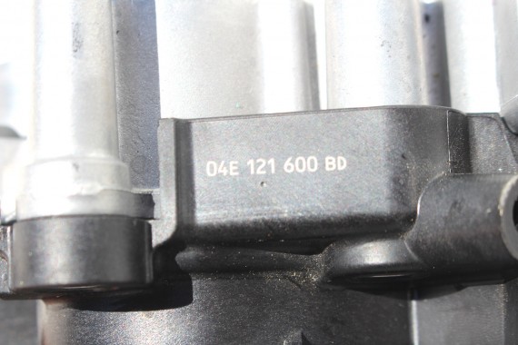 VW AUDI SKODA TERMOSTAT 04E121042M 04E121600BD 04E121600AL 04E121004Q 04E121600AD 04E121600CR 04E121600CB 04E121042M 04E121600
