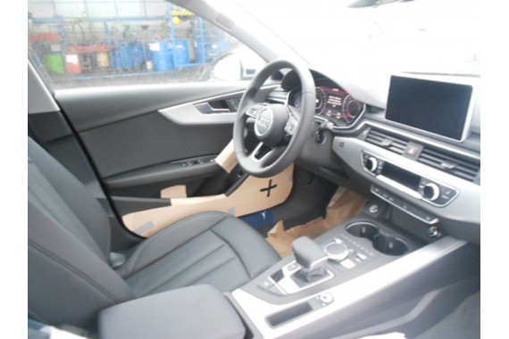 AUDI A4 SEDAN FOTELE KOMPLET FOTELI siedzeń siedzenia fotel tapicerka 8W5 8W skóra kolor czarny B9 USA fotele tapicerka czarna