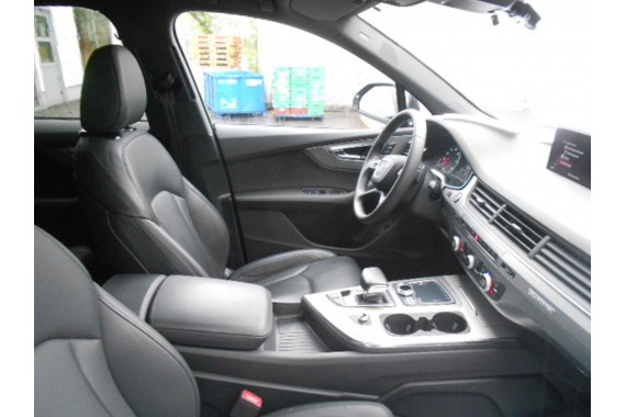 AUDI Q7 PODSUFITKA 4M0867506 4M0 867 506 Kolor: K23 - czarny 4M 2015- 4M0867505 4M0 867 505 sufit 4M0867506 4M0867505 4M0867506