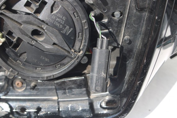 AUDI A8 LUSTERKO ZEWNĘTRZNE DRZWI LEWE 4H 14 pin 14pin zewnętrzne pinów kabli przewodów D4 4H0 2010-18 4H0949101 4H1857409