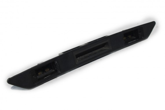AUDI LAMPKI LED OŚWIETLENIE REJESTRACJI 8E0827574 8E0 827 574 LISTWA Z LAMPKAMI TYLNEJ TABLICY REJESTRACYJNEJ 8V 8F 4H 8E0827574