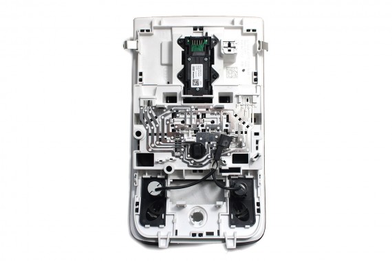 AUDI A3 LAMPKA OŚWIETLENIE PODSUFITKI 8V0947135C kabiny 8V0 947 135 C  kolor 6PS SOUL czerń  8V 2013- 8V0947135C 8V0947135C