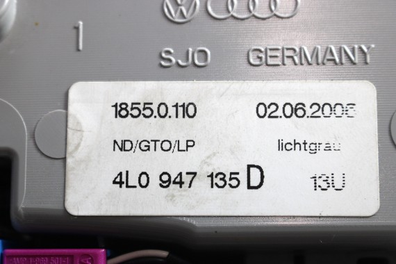 AUDI A6 Q7 LAMPKA OŚWIETLENIE PODSUFITKI 4L0947135D kolor: 13U lichtgrau jasnoszary 4L0 947 135 D 4F 4L kabiny 4F0959719