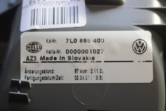 VW TOUAREG SCHOWEK LAMPKA 7L6947105A 7L0868403 7L6867508F OŚWIETLENIE PODSUFITKI  AZ3 stalowoszary 7L6 947 105 A 7L 7L6959672