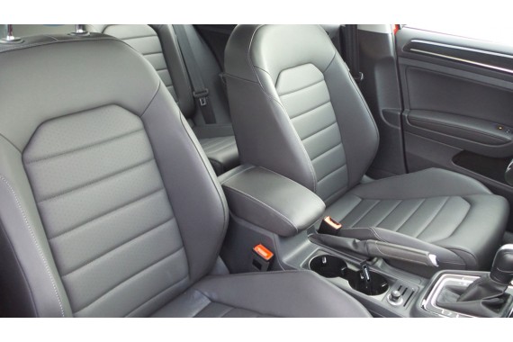 VW GOLF 7 VII FOTELE KOMPLET FOTELI siedzeń siedzenia fotel tapicerka 5G 5G4 5G0 skóra kolor czarny 5-drzwiowe drzwi USA