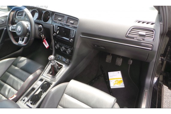 VW GOLF 7 VII GTi FOTELE KOMPLET FOTELI siedzeń siedzenia fotel tapicerka 5G 5G0 skóra czarny czerwony 5 drzwi 5G4 czerwona nić