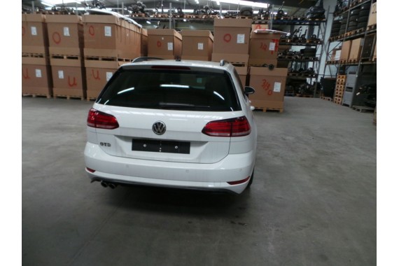 VW GOLF 7 VII LIFT GTD KLAPKA WLEWU PALIWA 5G9809857 Kolor: LC9A – biały ( pure white ) 5G9 809 857 5G FL KOMBI 5G9809909
