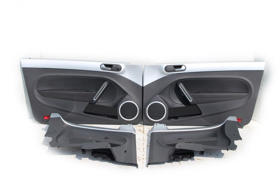 VW THE BEETLE BOCZKI DRZWIOWE BOCZEK TAPICERKA 5C 5C5867043 5C5867044 5C1867011 5C1867012 czarne czarne srebrne 5C5 867 043