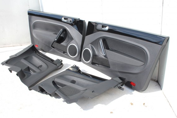 VW THE BEETLE 5C BOCZKI DRZWIOWE BOCZEK TAPICERKA 5C5 5C5867043 5C5867044 5C1867011 5C1867012 welur czarne 5C5 867 043 5C1867011