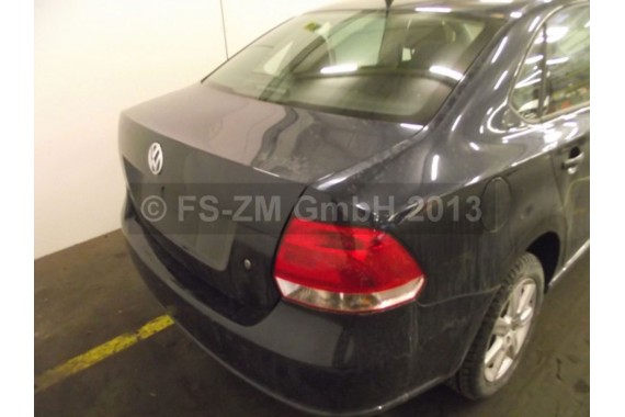 VW POLO SEDAN FOTELE KOMPLET FOTELI siedzeń siedzenia fotel tapicerka 6R welur kolor czarny