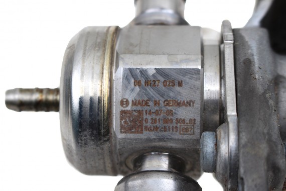 VW POMPA PALIWA 06H127025M + VACUM 06H145100AB 06H127025Q 06H127025P 06H127025M 06H145100AK 06H145100AD 06H127025P 06H127025G