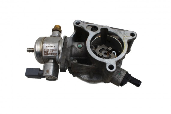 VW POMPA PALIWA 06H127025M + VACUM 06H145100AB 06H127025Q 06H127025P 06H127025M 06H145100AK 06H145100AD 06H127025P 06H127025G