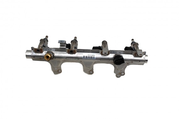 VW AUDI LISTWA WTRYSKOWA 06J133317M 06J133317AB benzyna 2.0 TFSi 06J133317M 06J133317AB rozdzielacz paliwa 06J133317M 06J133317M