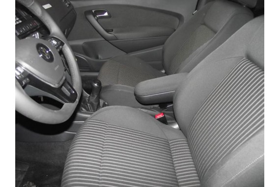 VW POLO FOTELE KOMPLET FOTELI siedzeń siedzenia tapicerka 6R 6R3 6R0 3-drzwiowy welur w kolorze czarnym 72 kilometry