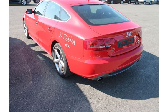 AUDI A5 SPORTBACK DRZWI LEWE PRZÓD + TYŁ STRONA LEWA przednie + tylne 2 sztuki 8T 8T8 Kolor: LZ3M - czerwony misano