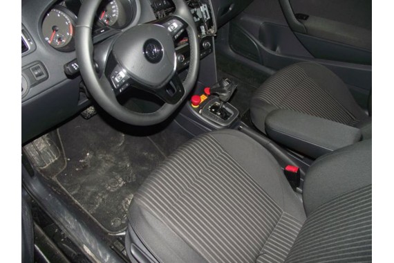 VW POLO FOTELE KOMPLET FOTELI siedzeń siedzenia tapicerka 6R 6R3 6R0 3-drzwiowy welur w kolorze czarnym