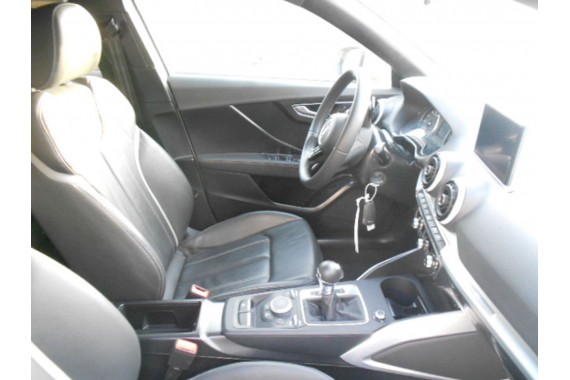 AUDI Q2 Q3 LAMPKA OŚWIETLENIE PODSUFITKI 81A947135H kolor 6PS SOUL czerń LED 81A 947 135 H 81A 83A kabiny 81A947135H 81A947135CE