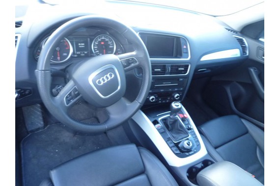 AUDI Q5 FOTELE KOMPLET FOTELI siedzeń siedzenia fotel tapicerka 8R skóra kolor czarny