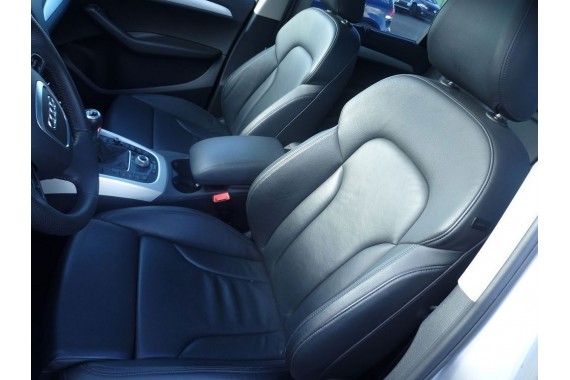 AUDI Q5 FOTELE KOMPLET FOTELI siedzeń siedzenia fotel tapicerka 8R skóra kolor czarny