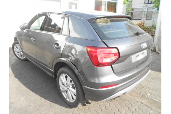 AUDI Q2 DRZWI LEWE PRZÓD + TYŁ STRONA LEWA przednie + tylne 2 sztuki Kolor: LZ7S - szary (daytonagrau) 81A 81A831051 81A833051