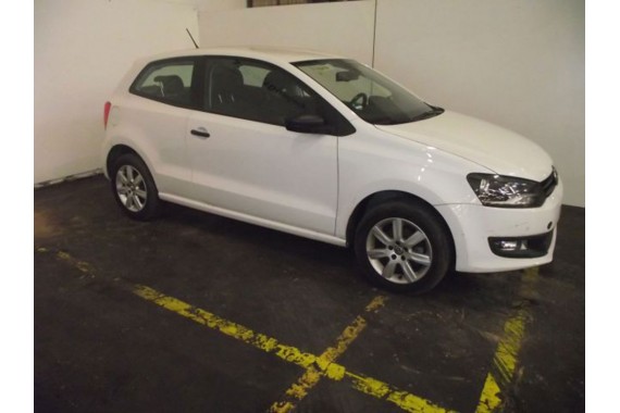 VW POLO FOTELE KOMPLET FOTELI siedzeń siedzenia tapicerka 6R 6R3 6R0 3-drzwiowy welur w kolorze czarno-szarym