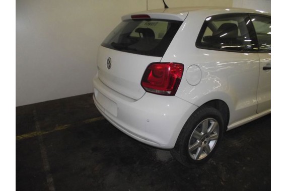VW POLO FOTELE KOMPLET FOTELI siedzeń siedzenia tapicerka 6R 6R3 6R0 3-drzwiowy welur w kolorze czarno-szarym
