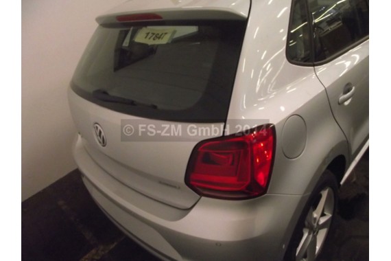 VW POLO FOTELE KOMPLET FOTELI siedzeń siedzenia tapicerka 6C 6C4 6C0 5-drzwiowy welur w kolorze czarno-szarym