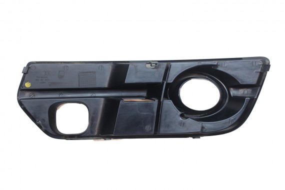 AUDI Q5 KRATKA ZDERZAKA 8R0807682D kolor 01C czerń satynowa pod HALOGEN ACC wlotu powietrza 8R0 807 682 D 8R 2009- 8R0807682D
