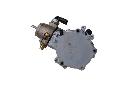 AUDI POMPA VACUM 06L145100B +06L127025J POMPA PALIWA 06L145100F 06L127025H 06L127025G 06L127025K 06L127025M 06L127025N 06L127027