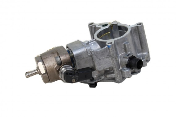 AUDI POMPA VACUM 06L145100B +06L127025J POMPA PALIWA 06L145100F 06L127025H 06L127025G 06L127025K 06L127025M 06L127025N 06L127027
