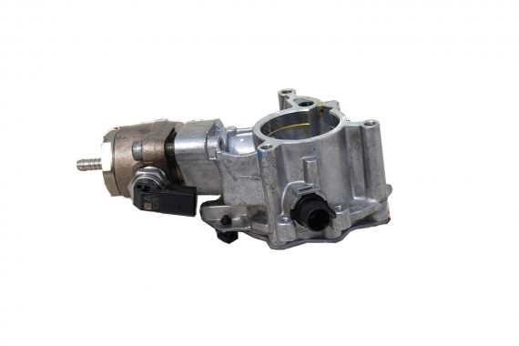 AUDI POMPA VACUM 06L145100B +06L127025J POMPA PALIWA 06L145100F 06L127025H 06L127025G 06L127025K 06L127025M 06L127025N 06L127027
