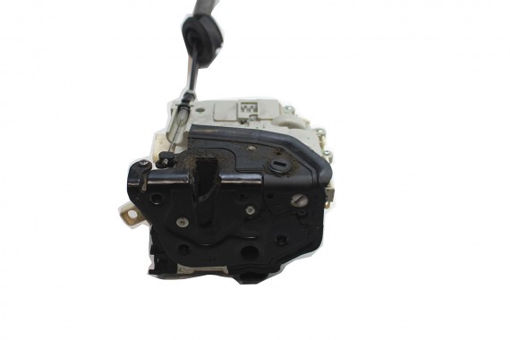 AUDI ZAMEK DRZWI 8X0839016...